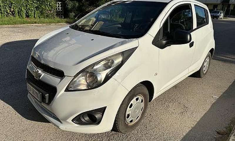 Chevrolet Spark 1.0 ...