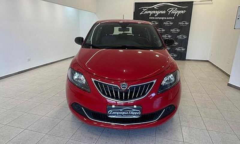 Lancia Ypsilon 1.0 H...