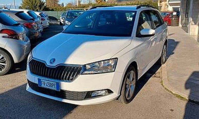 Skoda Fabia 1.0 Mpi ...