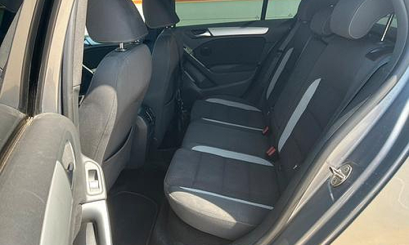 Volkswagen Golf 6 1....