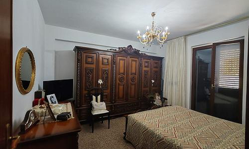 Casa 100 Mq Con Giar...