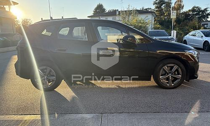 Bmw 218D Active Tour...