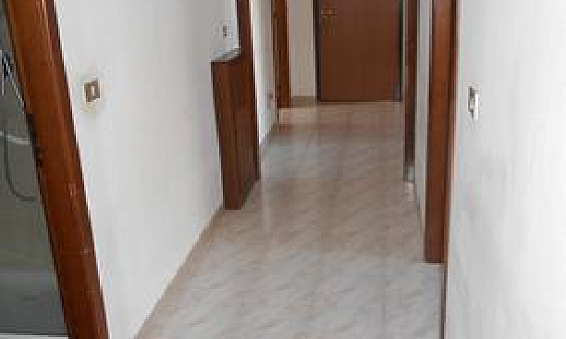 Viale Checchia Rispo...