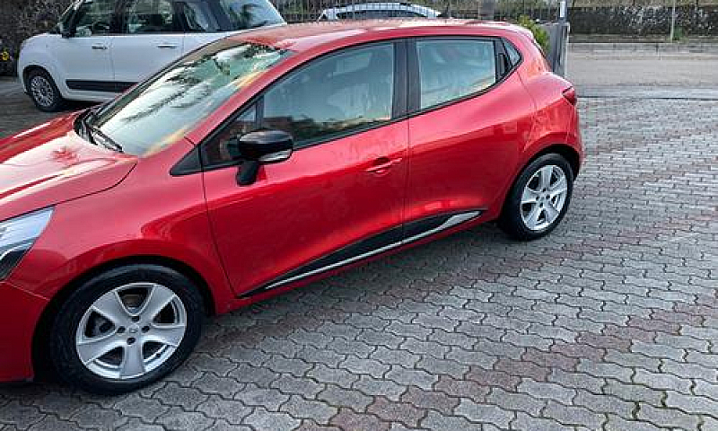 Clio Benzina...