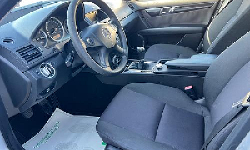 Mercedes-Benz C 200 ...