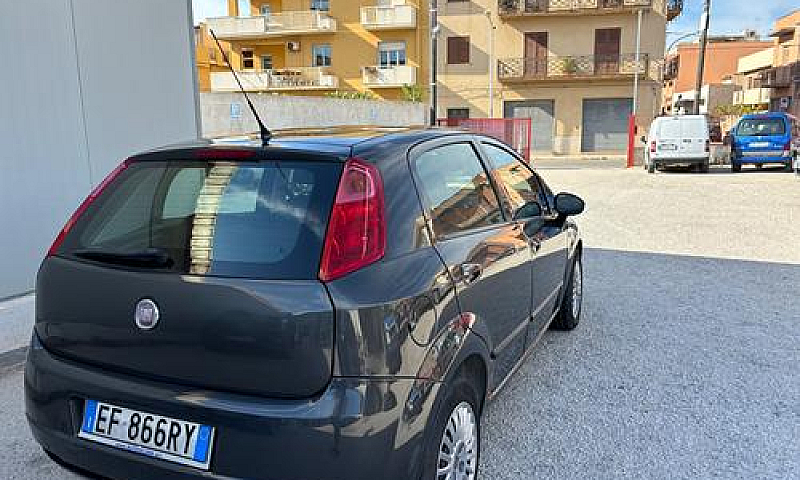 Fiat Grande Punto 13...
