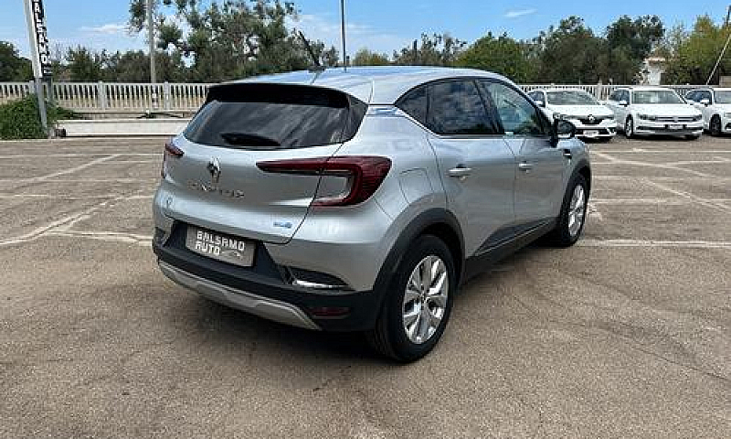 Renault Captur Hybri...