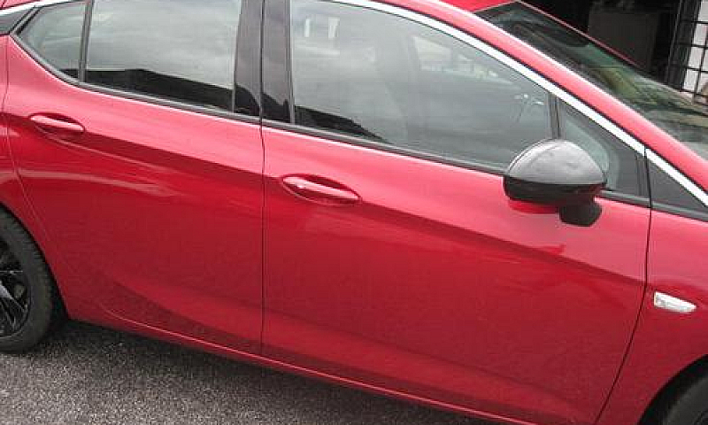 Opel Astra 1.5 122 C...