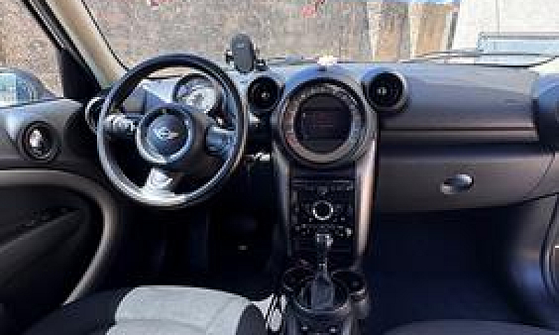 Mini Mini Countryman...