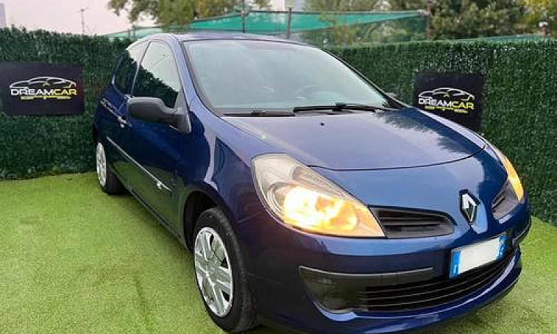 Renault Clio 2006 1....