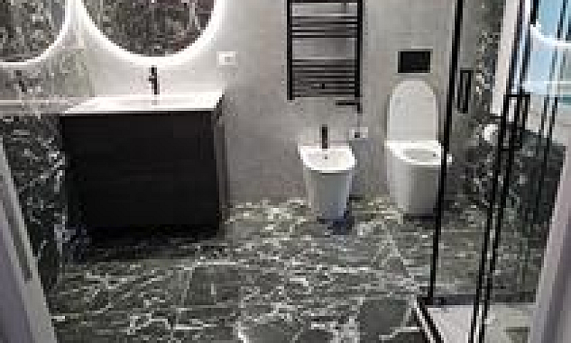 Porzione Di Casa In ...