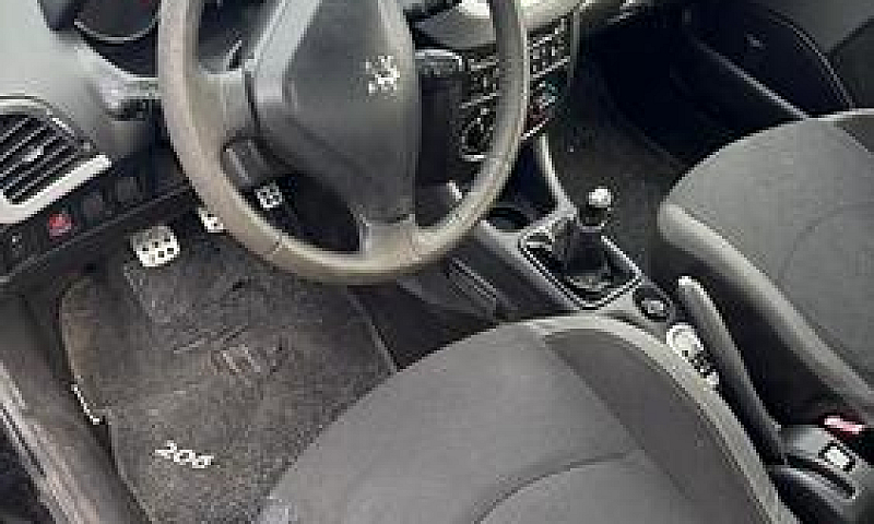 Peugeot 206 Plus 1.4...
