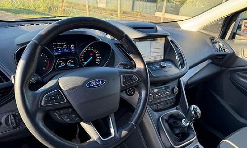 Ford Kuga 1.5 Tdci 1...