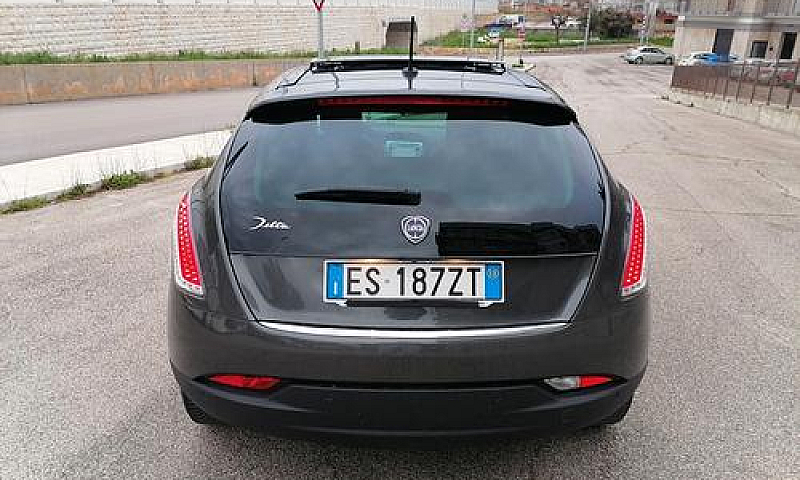 Lancia Delta 1.6 Mjt...