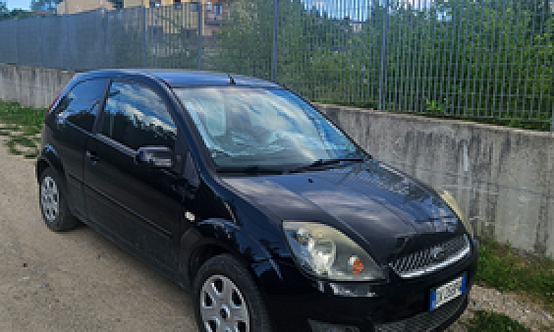 Ford Fiesta 1.4 Tdi...