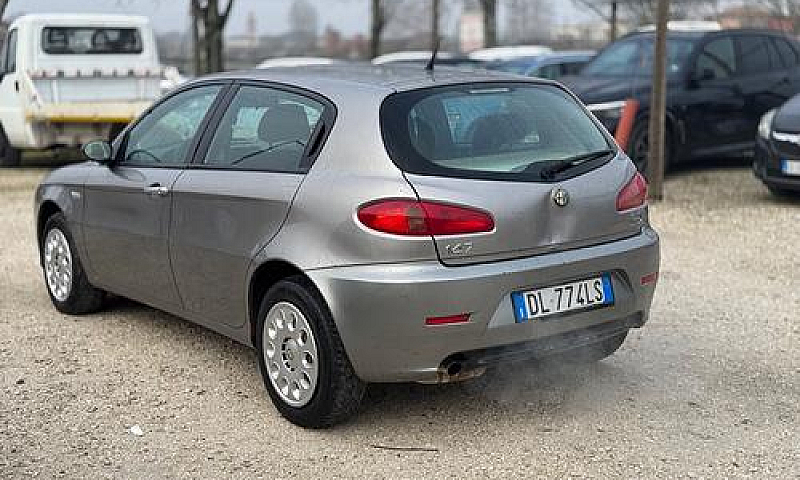 Alfa Romeo 147 1.9 J...