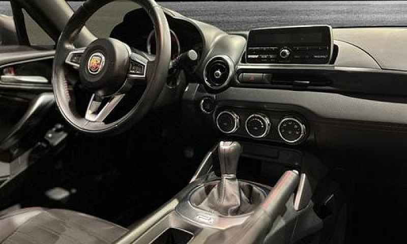 Abarth 124 Spider 1....