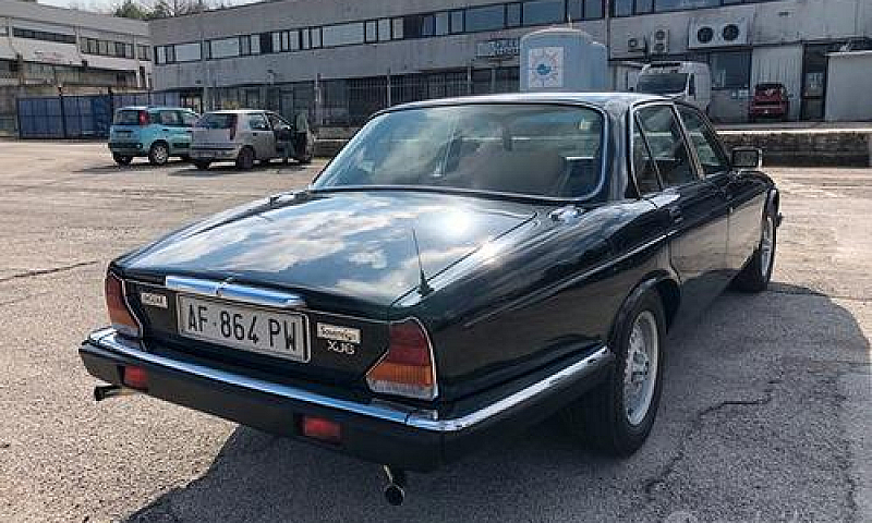Jaguar Xj6/Xj12 (196...