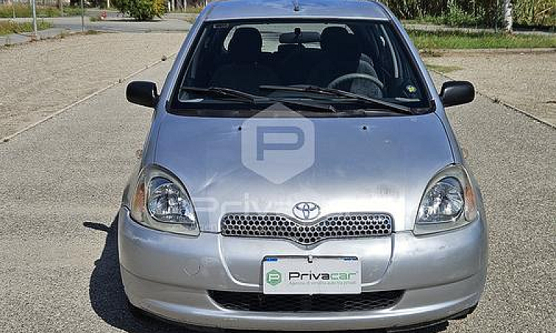 Toyota Yaris 1.3I 16...