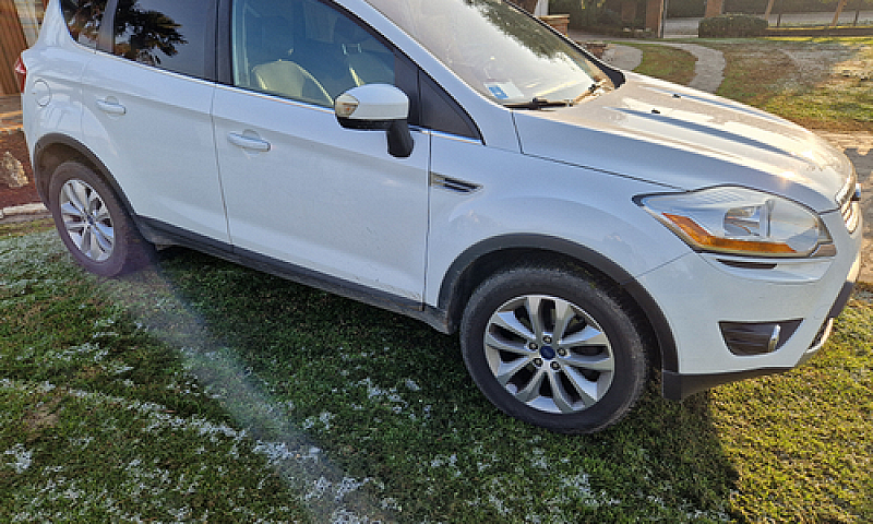 Ford Kuga 140Cv Tita...