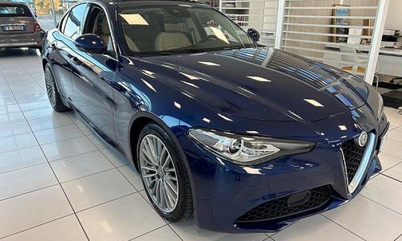 Alfa Romeo Giulia 2....