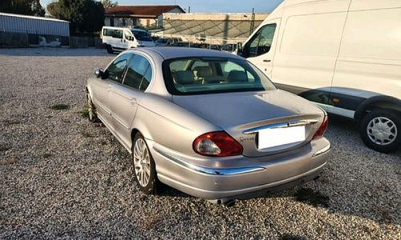 Jaguar X-Type 3.0 V6...