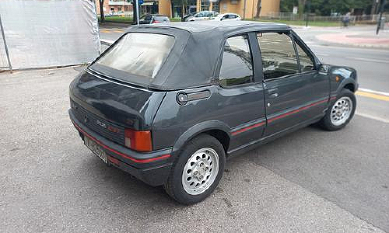 Peugeot 205 - 1990...
