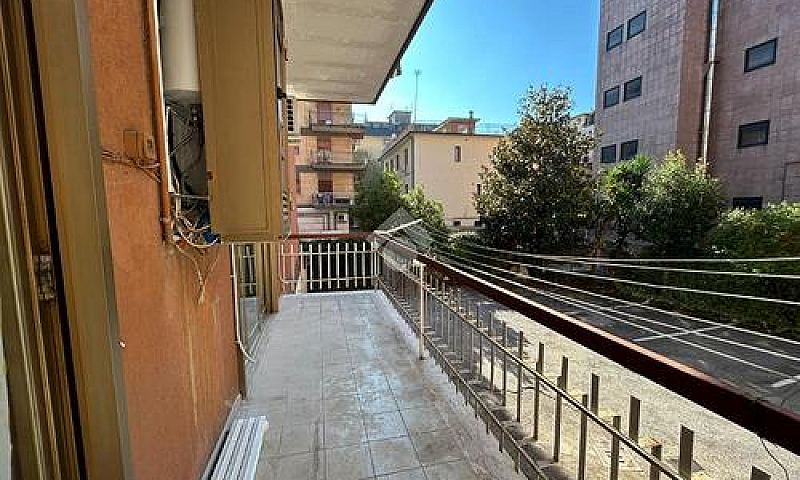 3 Locali A Cassino...