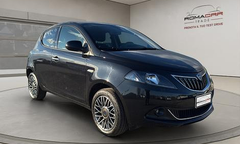 Lancia Ypsilon 3ª Se...