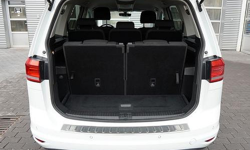 Volkswagen Touran - ...