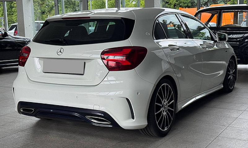 Mercedes Benz A 220 ...