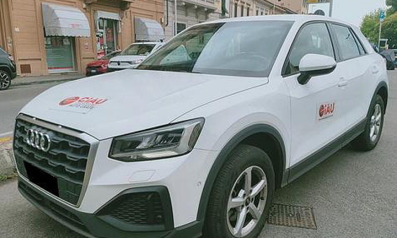 Audi Q2 35 Tfsi Busi...