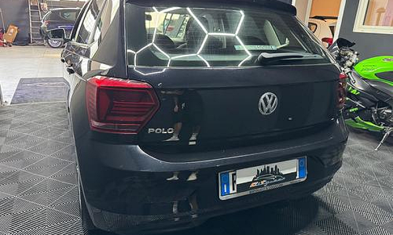 Volkswagen Polo 1.6 ...