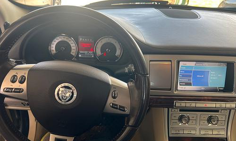 Jaguar Xf 3.0 D V6 P...