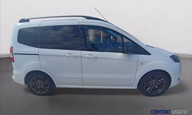 Ford Tourneo Courier...