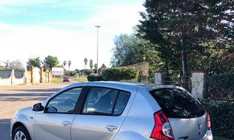 Dacia Sandero 1.4 8V...
