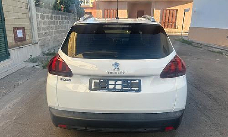 Peugeot 2008 Bluehdi...