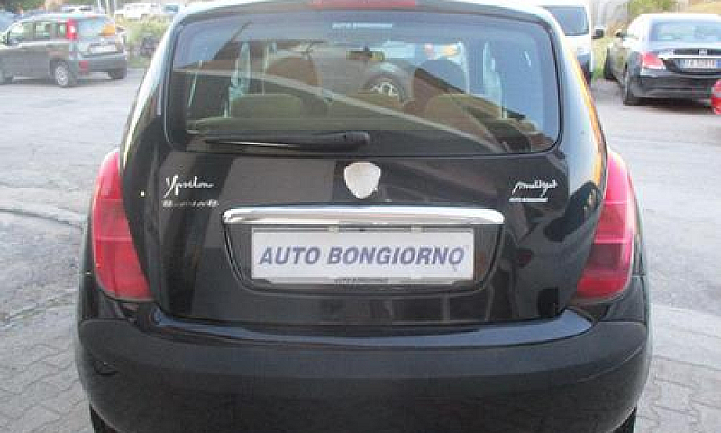 Lancia Ypsilon 1.3 M...