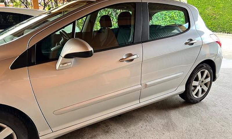 Peugeot 308 1ª Serie...