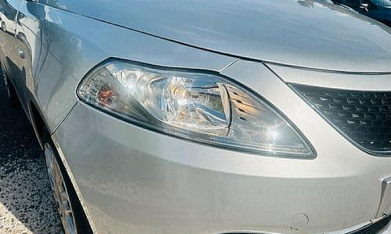 Lancia Ypsilon 1.2 6...
