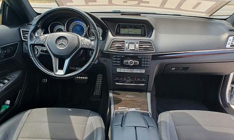 Mercedes-Benz E 220 ...