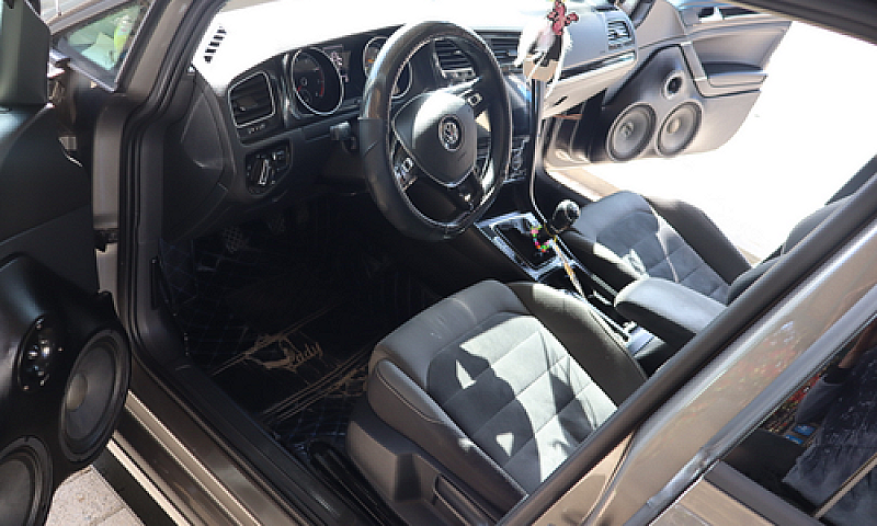 Golf 7 1.4Tgi Ex 110...