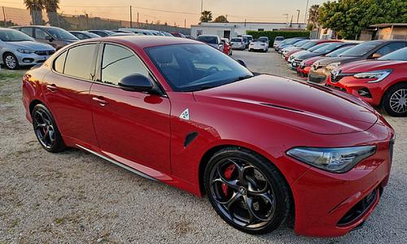 Alfa Romeo Giulia 2....