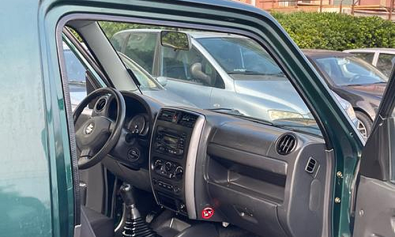 Suzuki Jimny 4Wd Mot...