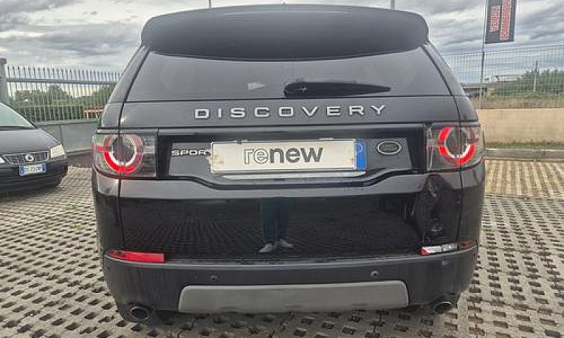 Land Rover Discovery...