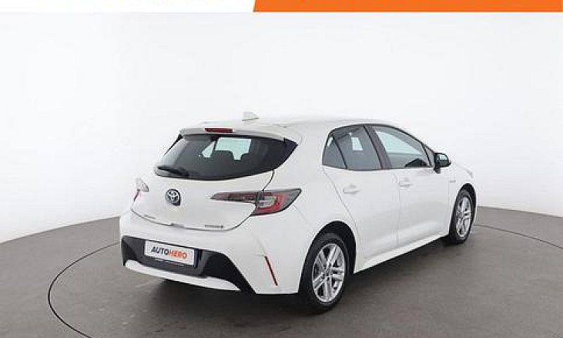 Toyota Corolla Ym878...