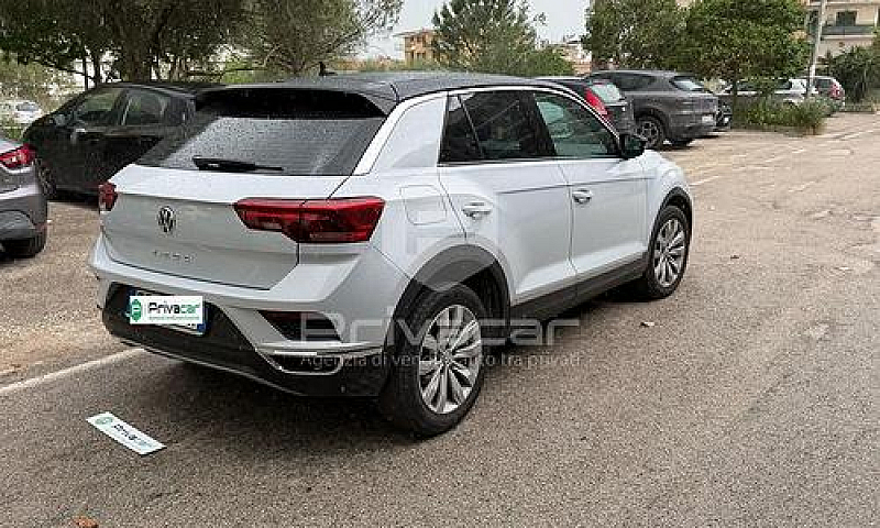 Volkswagen T-Roc 1.0...