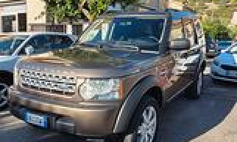 Land Rover Discovery...