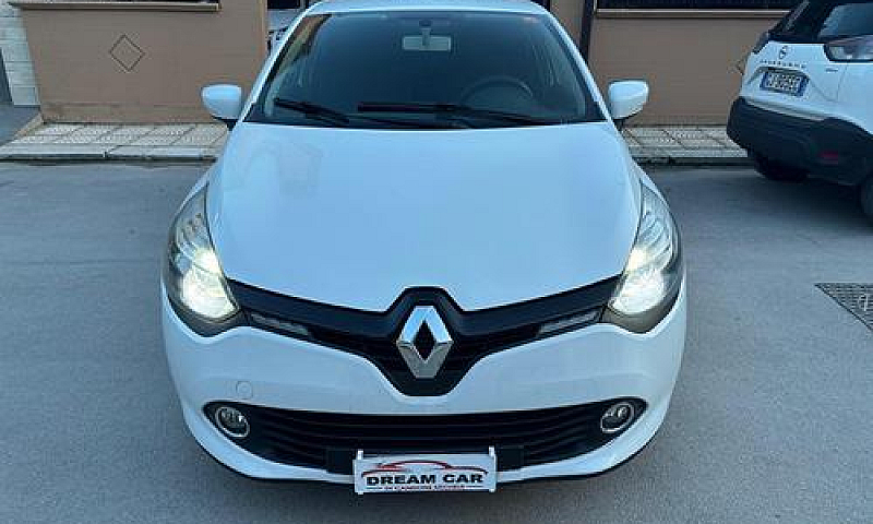 Renault Clio 1.5 Dci...