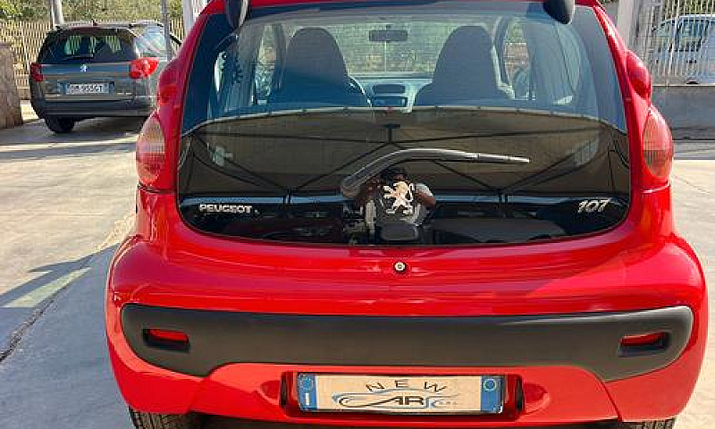 Peugeot 107 1.0 68Cv...